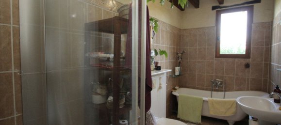 8 bedrooms House in Clere-du-Bois, France No. 61426 8