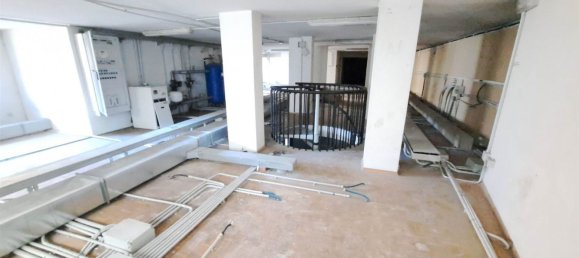 Propriété commerciale à Aosta, Italy 410m² No. 41875 18
