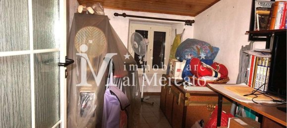 5 rooms Apartment in Pescaglia, Italy No. 39687 7