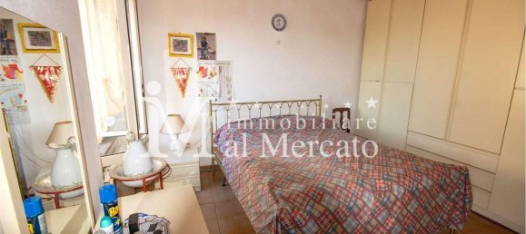 5 rooms Apartment in Pescaglia, Italy No. 39687 16