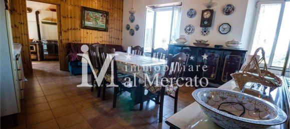 5 rooms Apartment in Pescaglia, Italy No. 39687 8