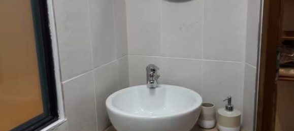 Casa de 2 dormitorios en Lormont, France No. 293788 15