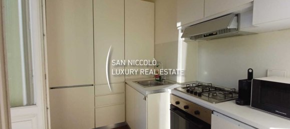 4 rooms Apartment in Florence, Italy No. 196379 4