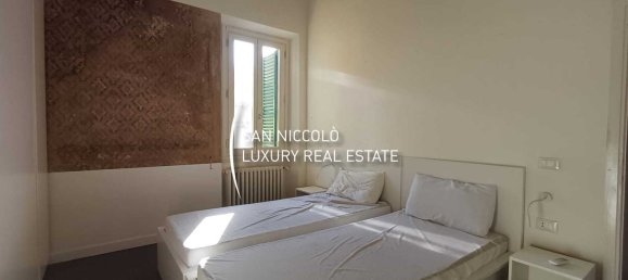 4 rooms Apartment in Florence, Italy No. 196379 8