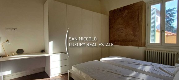 4 rooms Apartment in Florence, Italy No. 196379 6