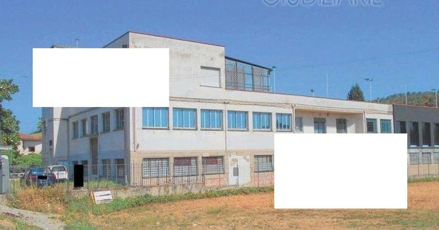 Almacén en Vinci, Italy 541 m² No. 96802