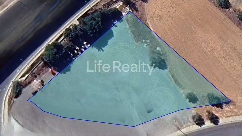 4794m² Land in Kato Polemidia, Cyprus No. 16958