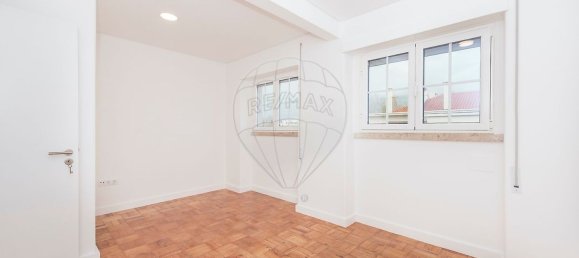 Apartamento de 4 dormitorios en Lisbon, Portugal No. 119605 9