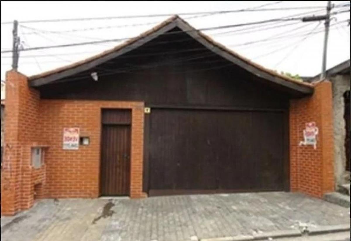 Casa de 3 dormitorios en Sao Paulo, Brazil No. 447437