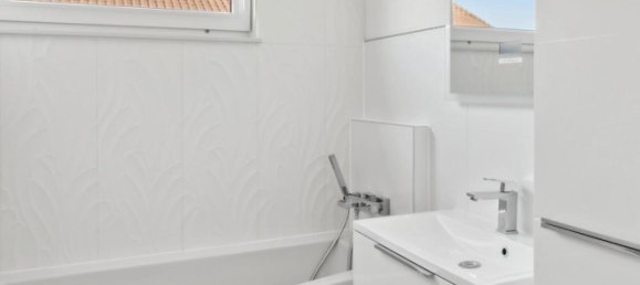 4 bedrooms Townhouse in Ludwigsburg, Germany No. 70436 5