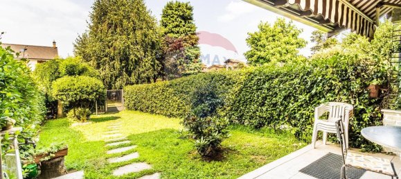 Дом с 4 комнатами в Ольджате Олона, Италия № 103672 2