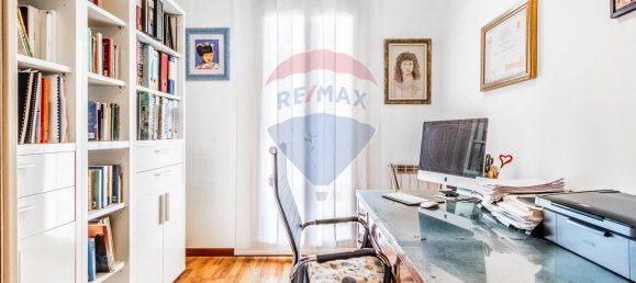 Дом с 4 комнатами в Ольджате Олона, Италия № 103672 12