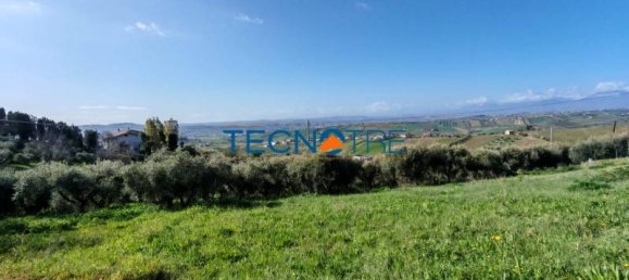 7750m² Land in Colonnella, Italy No. 15359 2