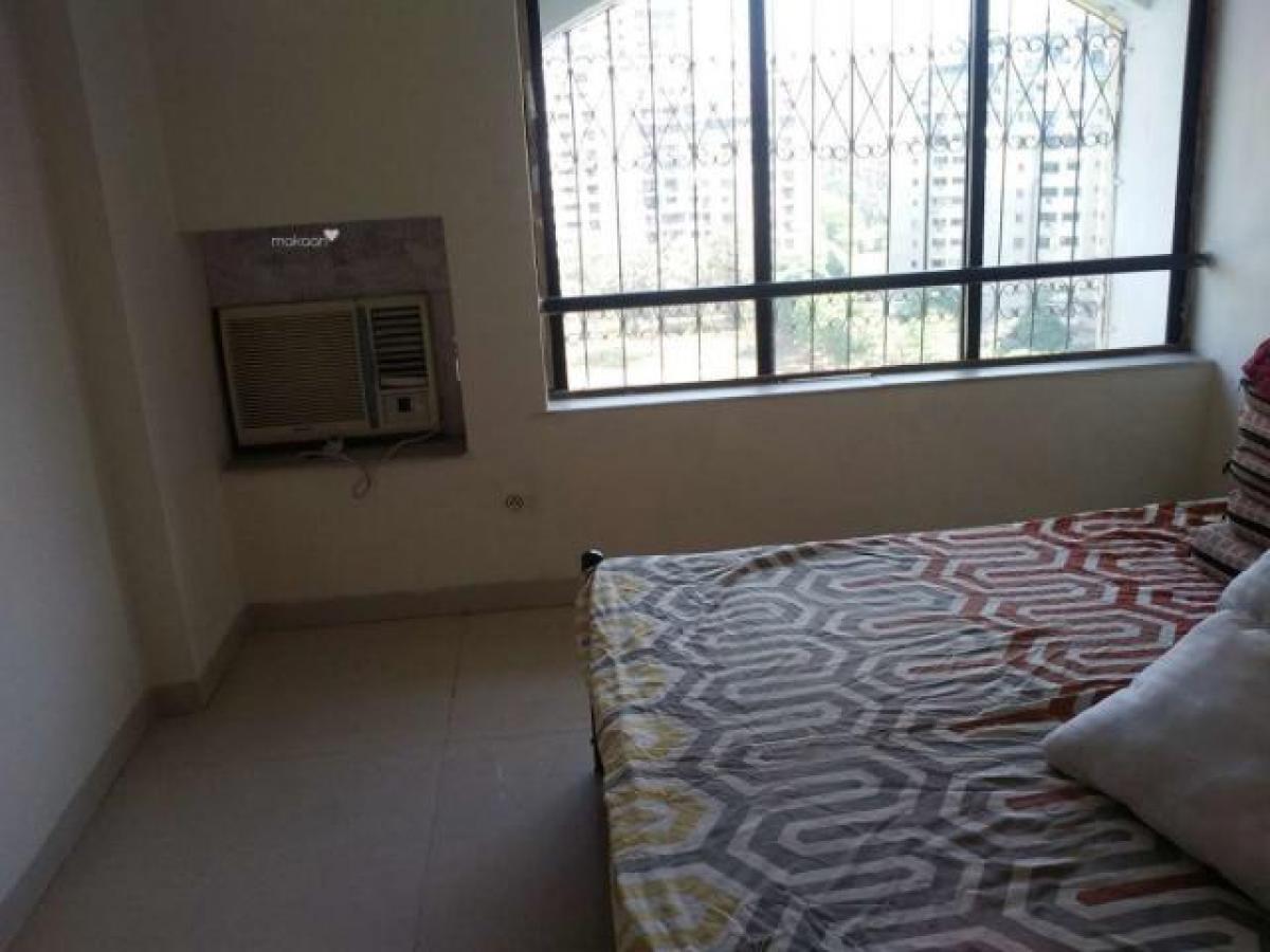 2 bedrooms House in Mumbai, India No. 6898