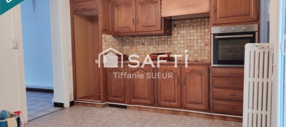 2 bedrooms House in Henin-Beaumont, France No. 215344 5