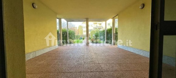 2 bedrooms Apartment in Tradate, Italy No. 11557 44