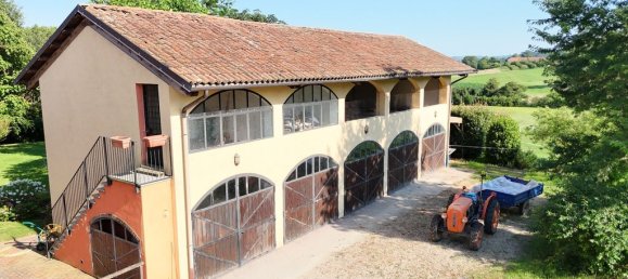 6 Schlafzimmer Haus in Roatto, Italy, Nr. 212155 15