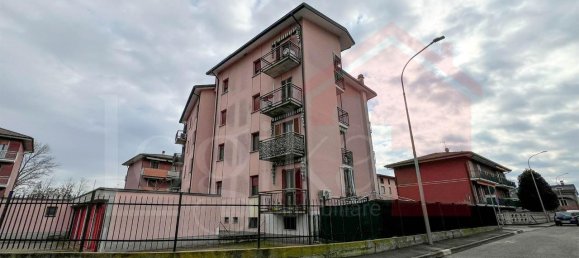 2غرفة شقة في Carpiano, Italy رقم 36141 14