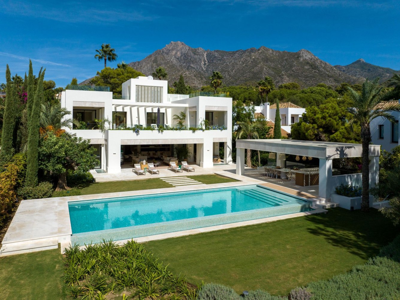 5 Schlafzimmer Villa in Marbella, Spain, Nr. 105525