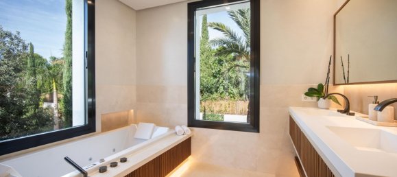 5 Schlafzimmer Villa in Marbella, Spain, Nr. 105525 19