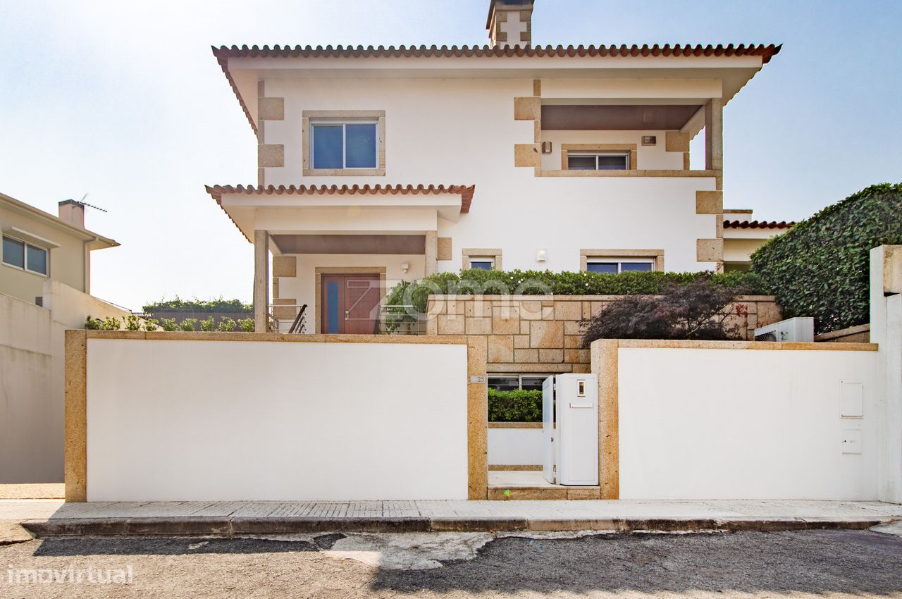 4 bedrooms House in Braga, Portugal No. 235984