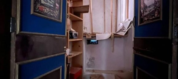 Дом с 4 комнатами в Казарца Лигуре, Италия № 23904 8