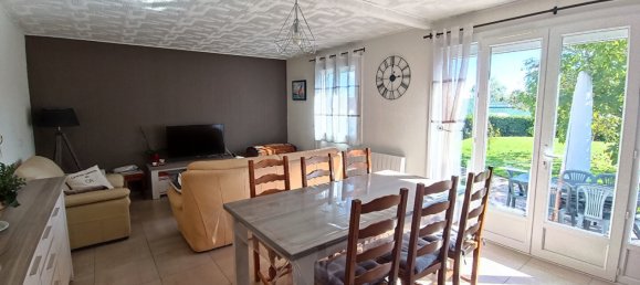 3 bedrooms House in Amblainville, France No. 161248 4