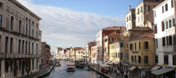 31 bedroom Hotel in Venice, Italy No. 61845 22