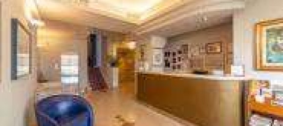 31 bedroom Hotel in Venice, Italy No. 61845 16