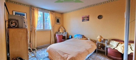 4 Schlafzimmer Haus in Le Plessis-Bouchard, France, Nr. 357005 10