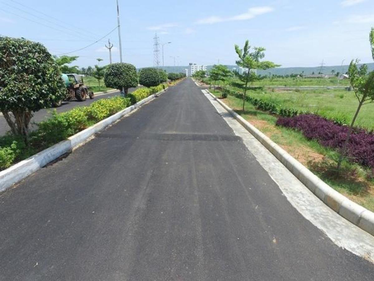 Grundstück in Visakhapatnam, India, Nr. 30167