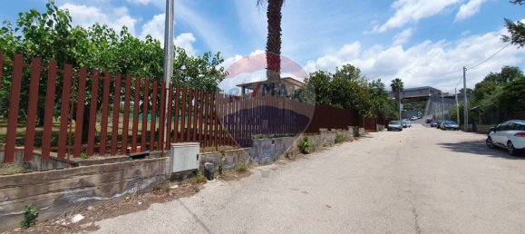 2غرفة عقار تجاري في Paternò, Italy رقم 364448 2