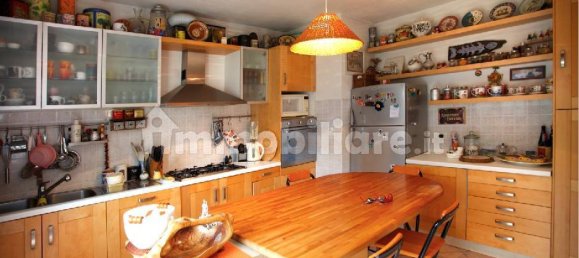 2 bedrooms Apartment in Parma, Italy No. 147182 2
