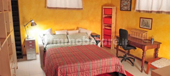 2 bedrooms Apartment in Parma, Italy No. 147182 9