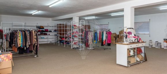 Propriété commerciale à Quiaios, Portugal 395m² No. 66127 33