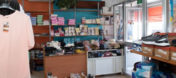 Propriété commerciale à Quiaios, Portugal 395m² No. 66127 23