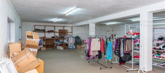 Propriété commerciale à Quiaios, Portugal 395m² No. 66127 36