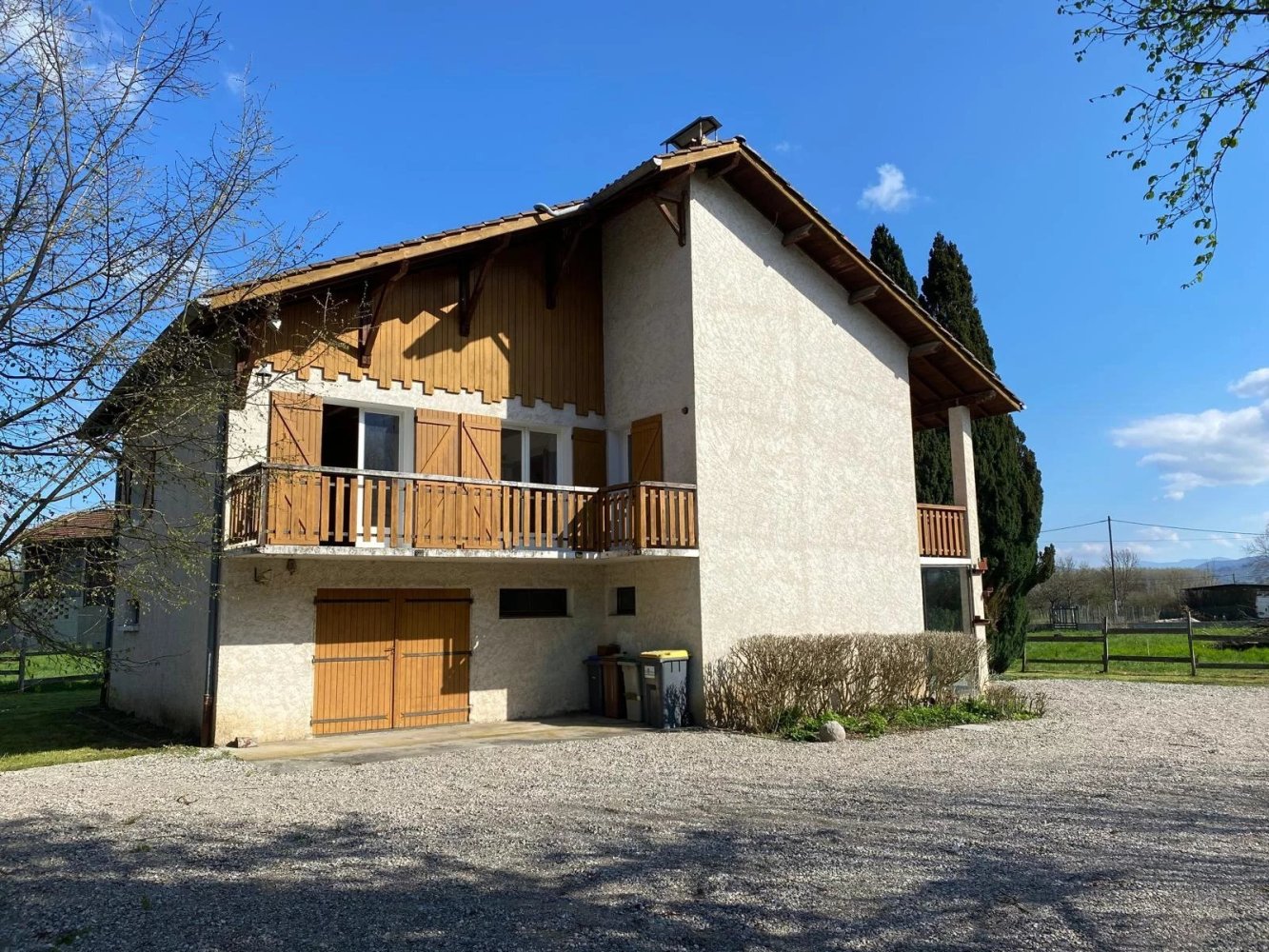Casa de 2 dormitorios en Moirans, France No. 274628