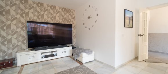 4 bedrooms Villa in Fuengirola, Spain No. 146390 34