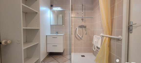 4 bedrooms House in Le Cheylard, France No. 362110 12