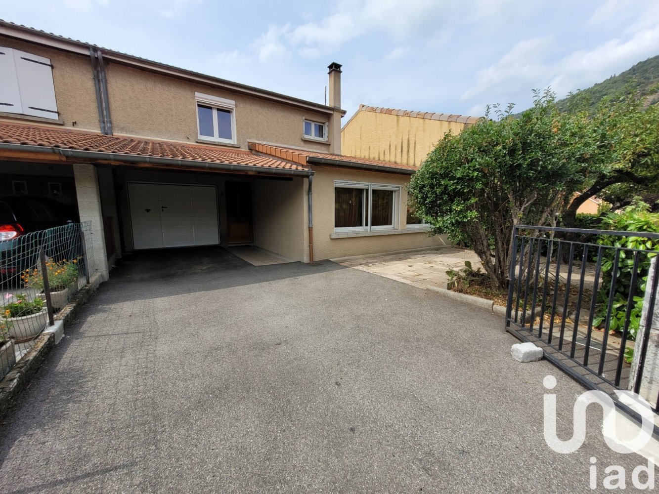 4 bedrooms House in Le Cheylard, France No. 362110