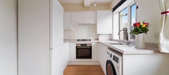 1 bedroom Apartment in Surbiton, United Kingdom No. 9973 3