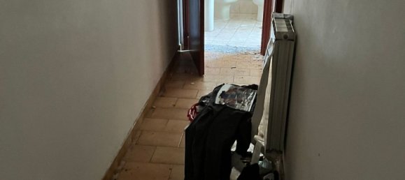 Дом с 4 комнатами в Фальчано дель Массико, Италия № 161158 11