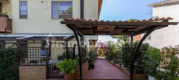 5 Schlafzimmer Villa in Falconara Marittima, Italy, Nr. 379623 2
