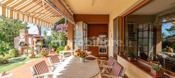 5 Schlafzimmer Villa in Falconara Marittima, Italy, Nr. 379623 14