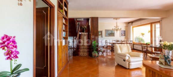 5 Schlafzimmer Villa in Falconara Marittima, Italy, Nr. 379623 19