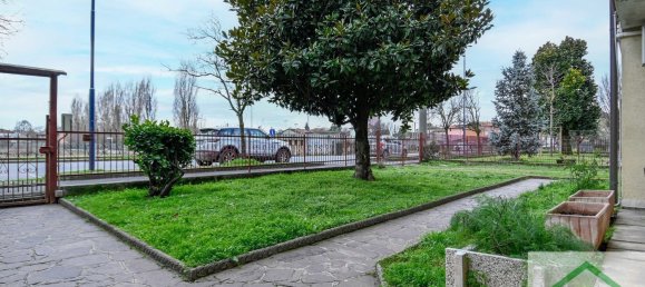 Apartamento de 3 divisões em Romano di Lombardia, Italy N.º 193957 59