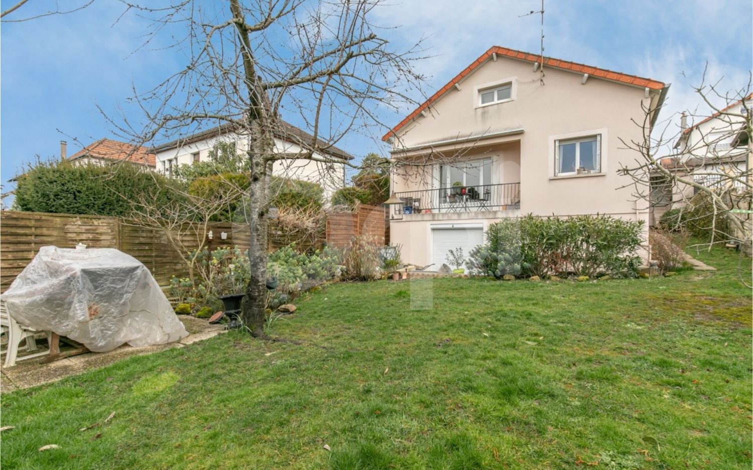 3 Schlafzimmer Haus in Sucy-en-Brie, France, Nr. 132438