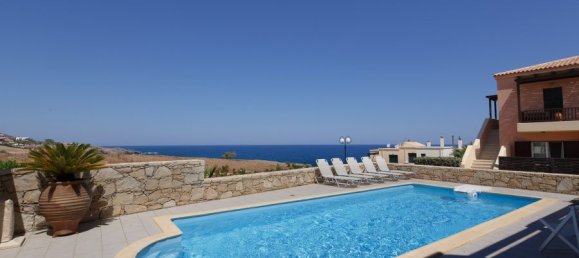 Propiedad comercial de 3 dormitorios en Rethymno, Greece No. 233 3