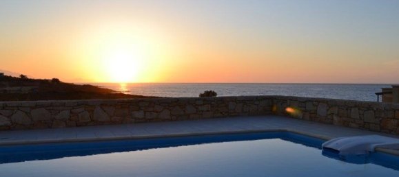 Propiedad comercial de 3 dormitorios en Rethymno, Greece No. 233 16